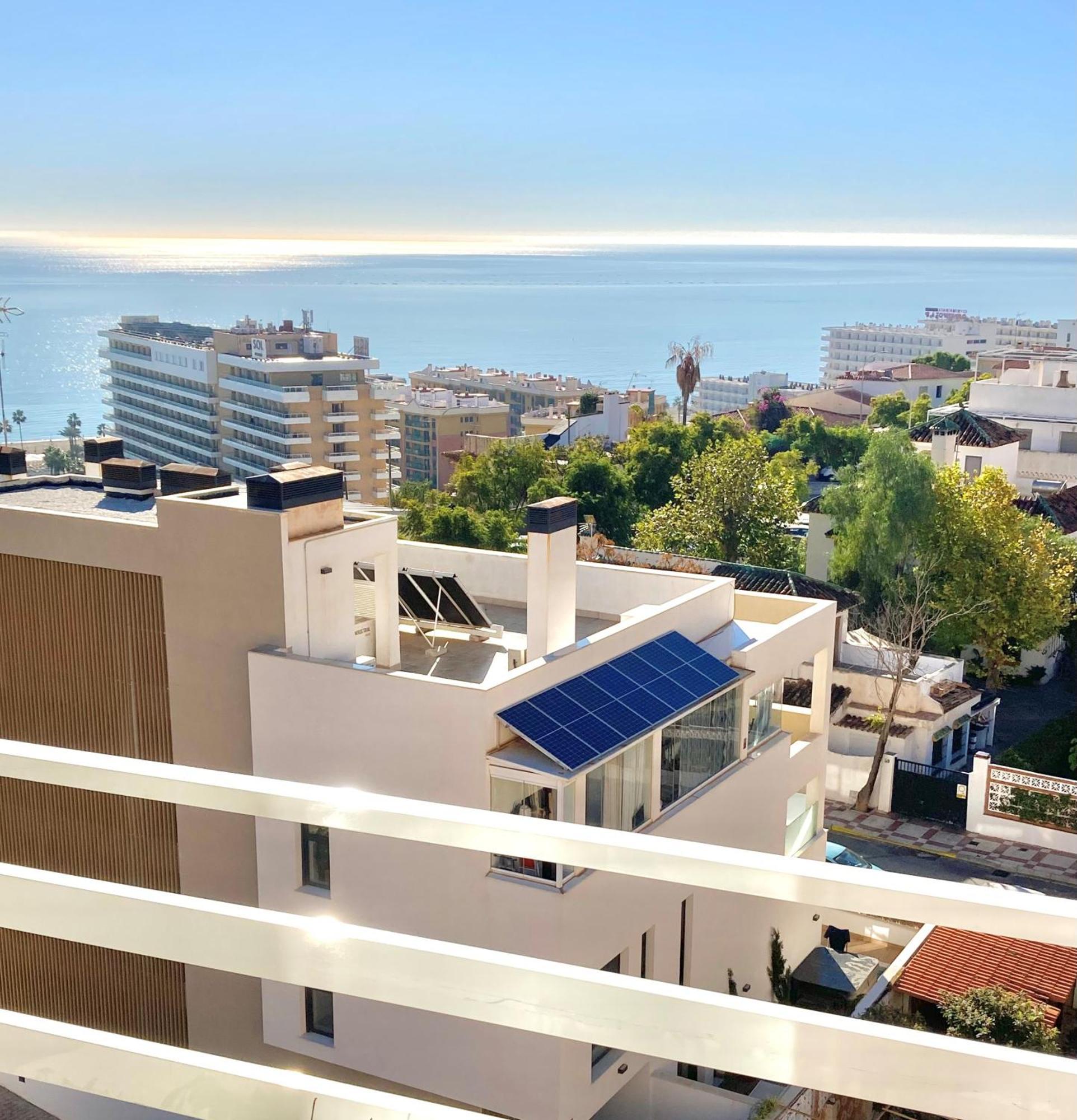 Beautiful Mediterranean Views In Central Torremolinos Kültér fotó